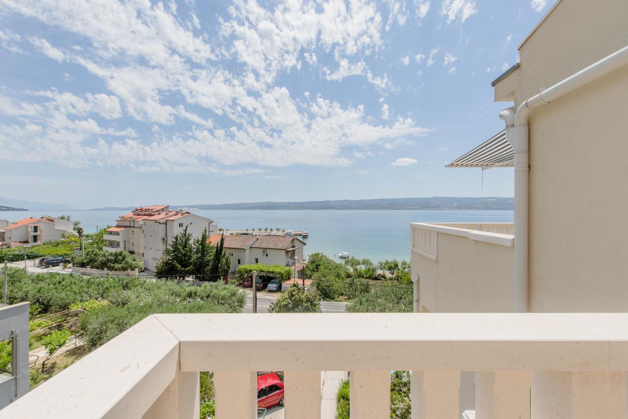 Apartments Kadenca Omiš Oda fotoğraf